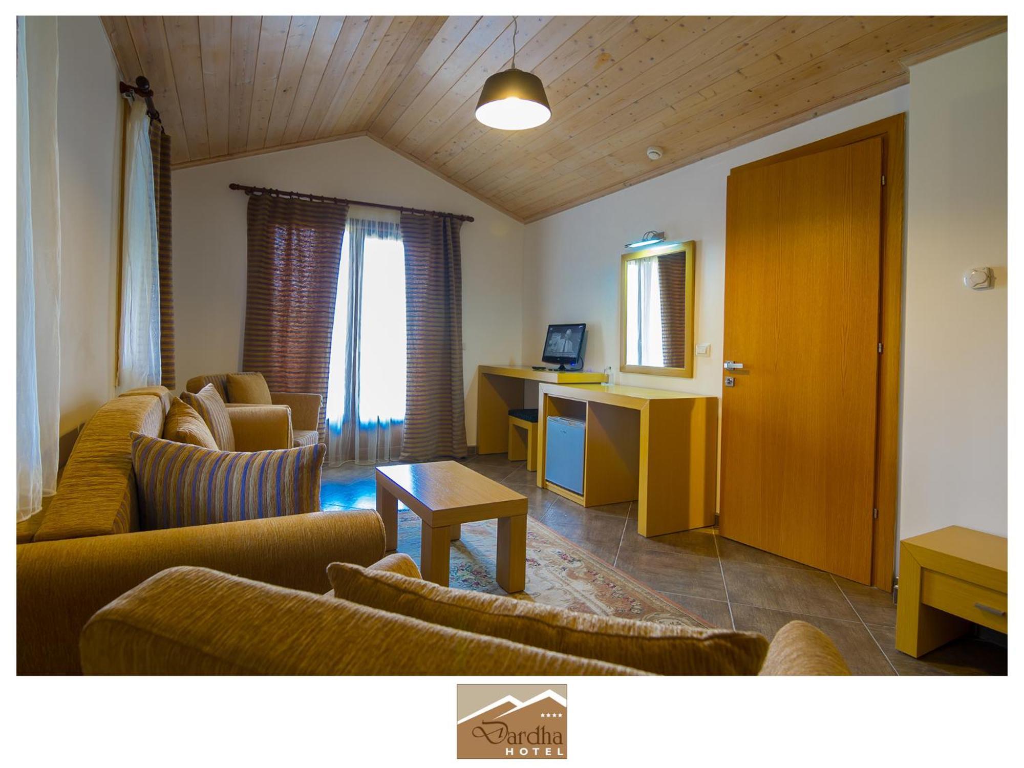 Hotel Dardha Room photo