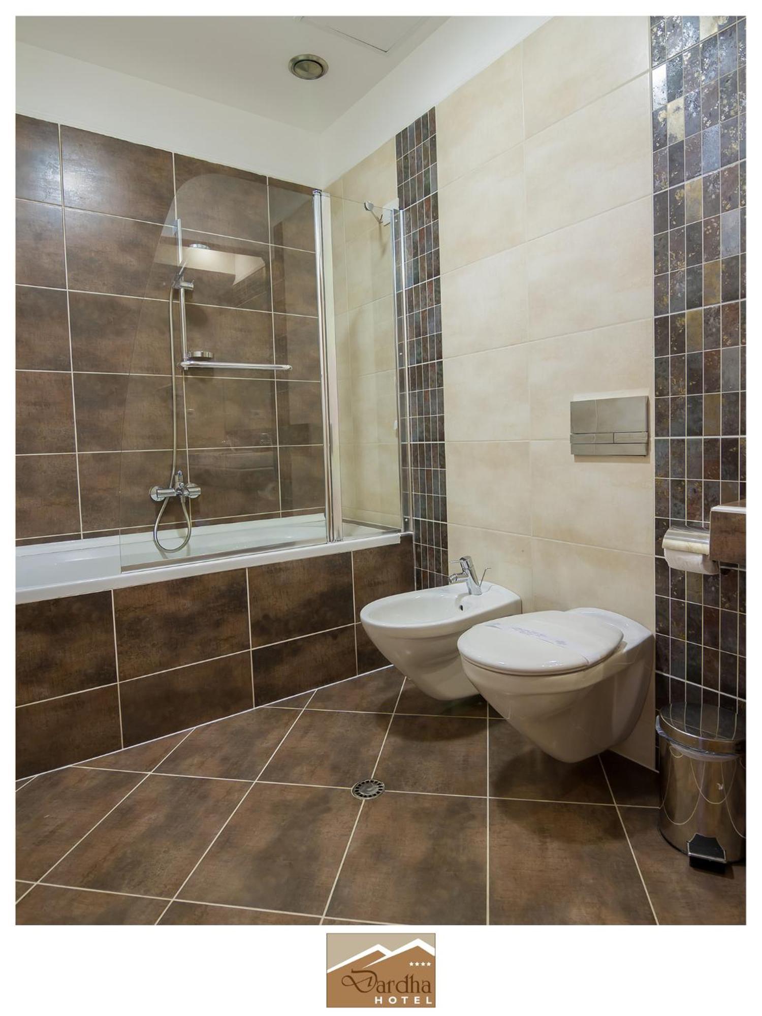 Hotel Dardha Room photo